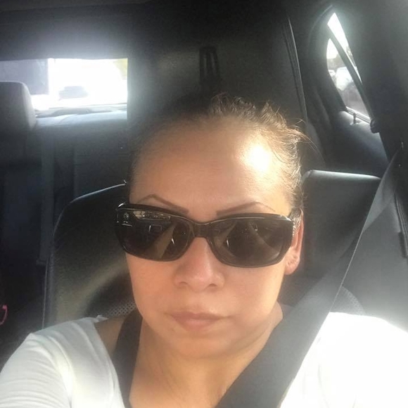 Meet your Posher, Jacqueline - Picture 1 of 1